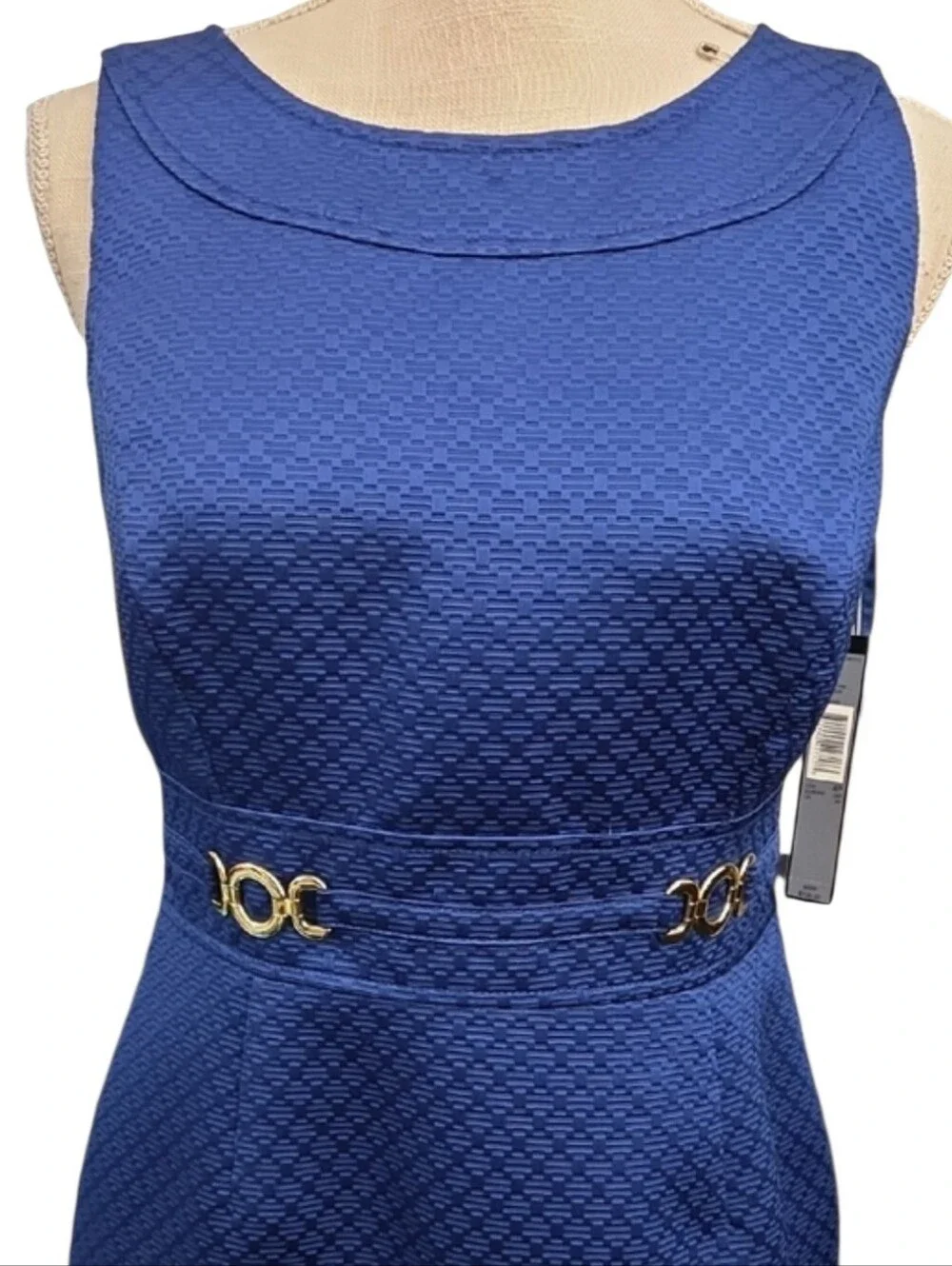 NWT Tahari Arthur S Lavine Sleeveless Textured Royal Blue Sheath Dress - Picture 2 of 5